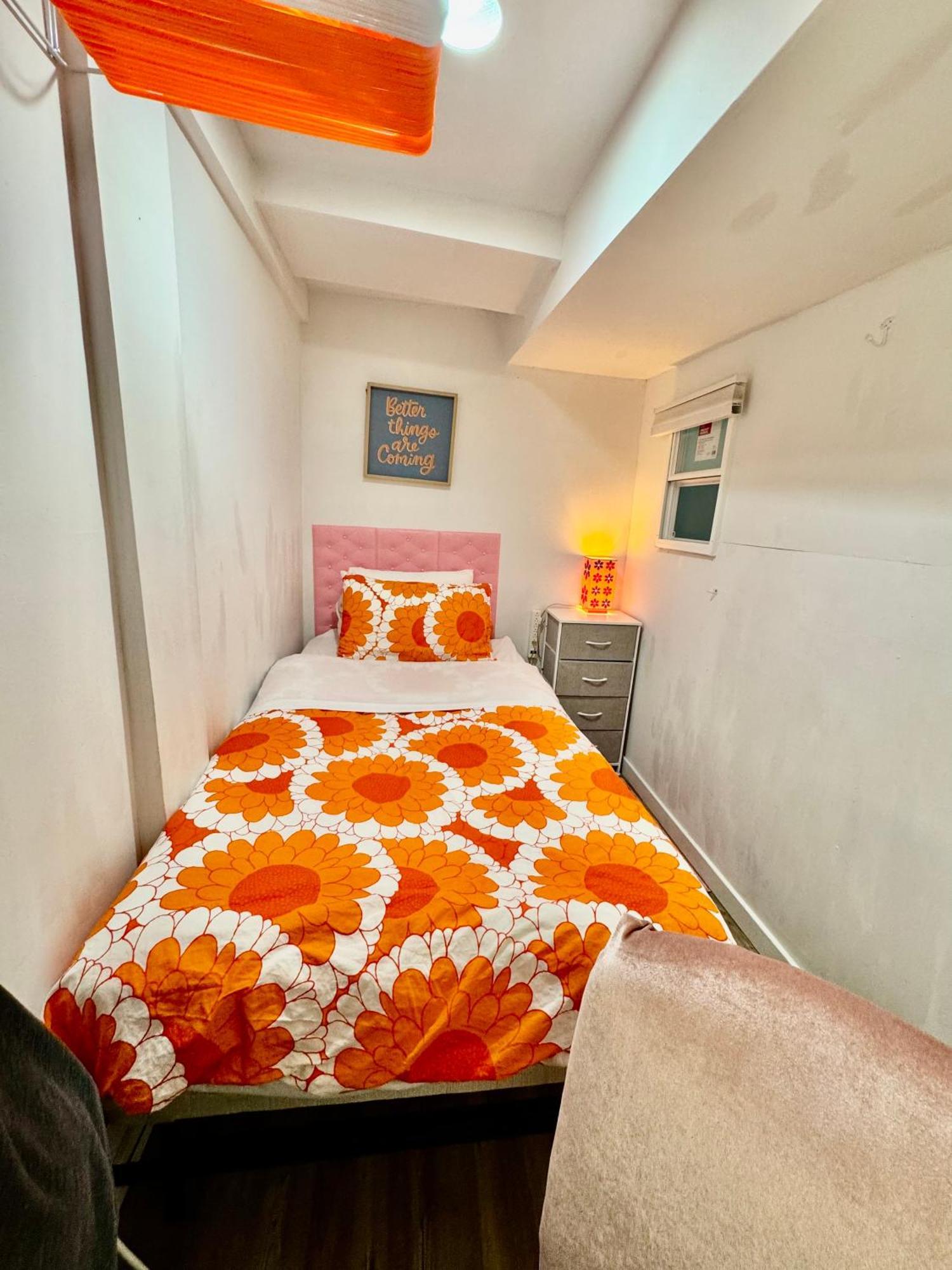 Private Tiny Room On The 1St Floor With Shared Bathroom Near Airport And Downtown Seattte 西雅图 外观 照片